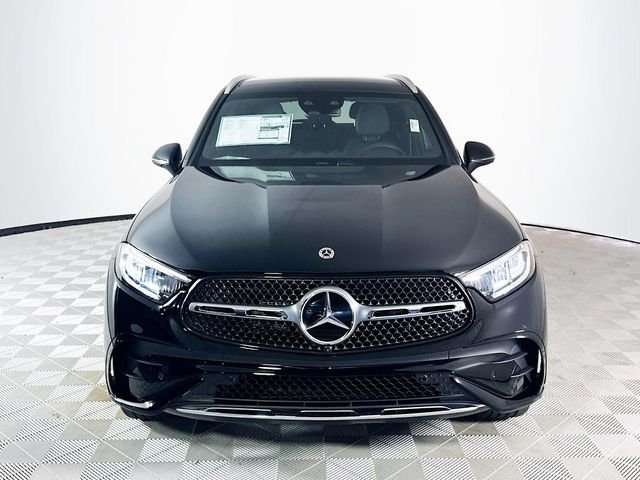 New 2026 Black Mercedes-Benz GLC 300 image 2