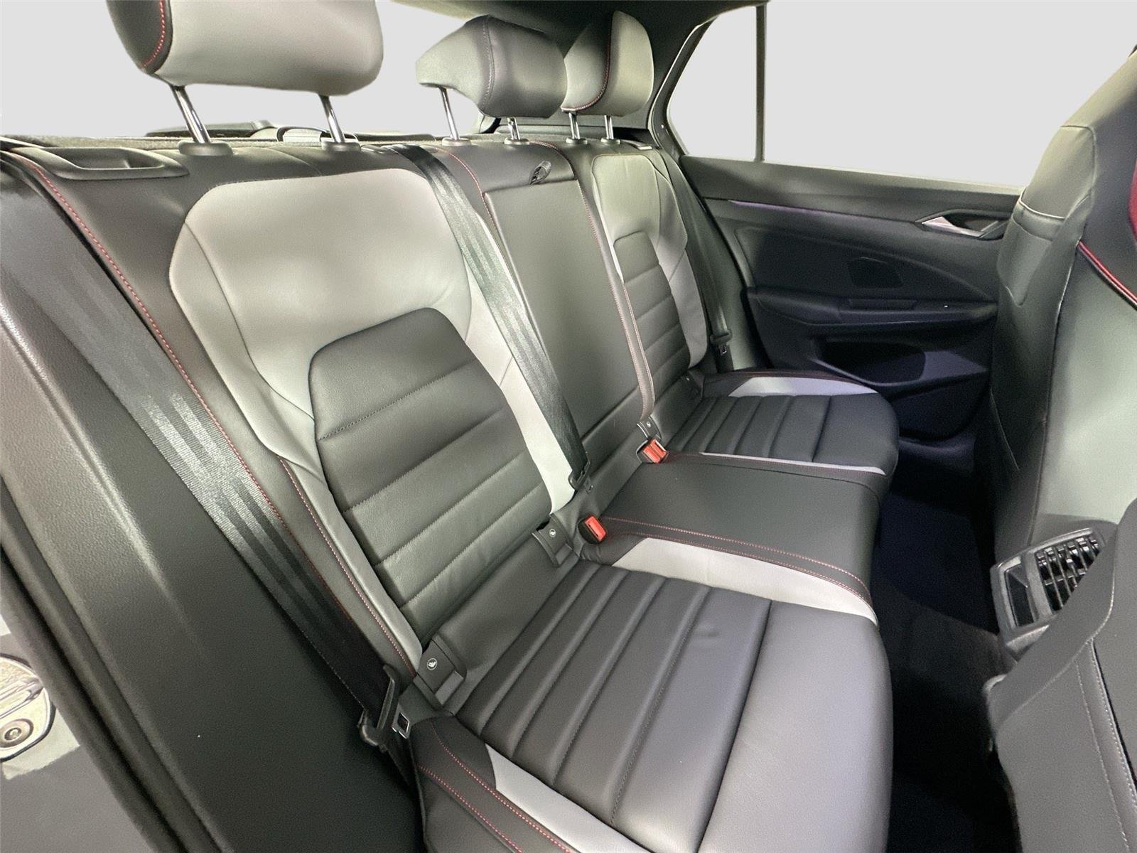 New 2026 Moonstone Gray Volkswagen SE image 25