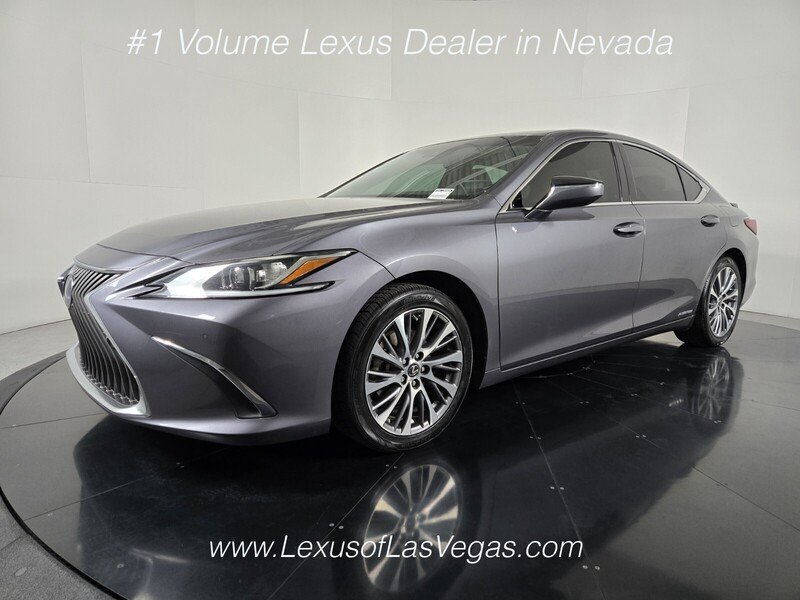Used 2020 Gray Pearl Lexus 300h image 2