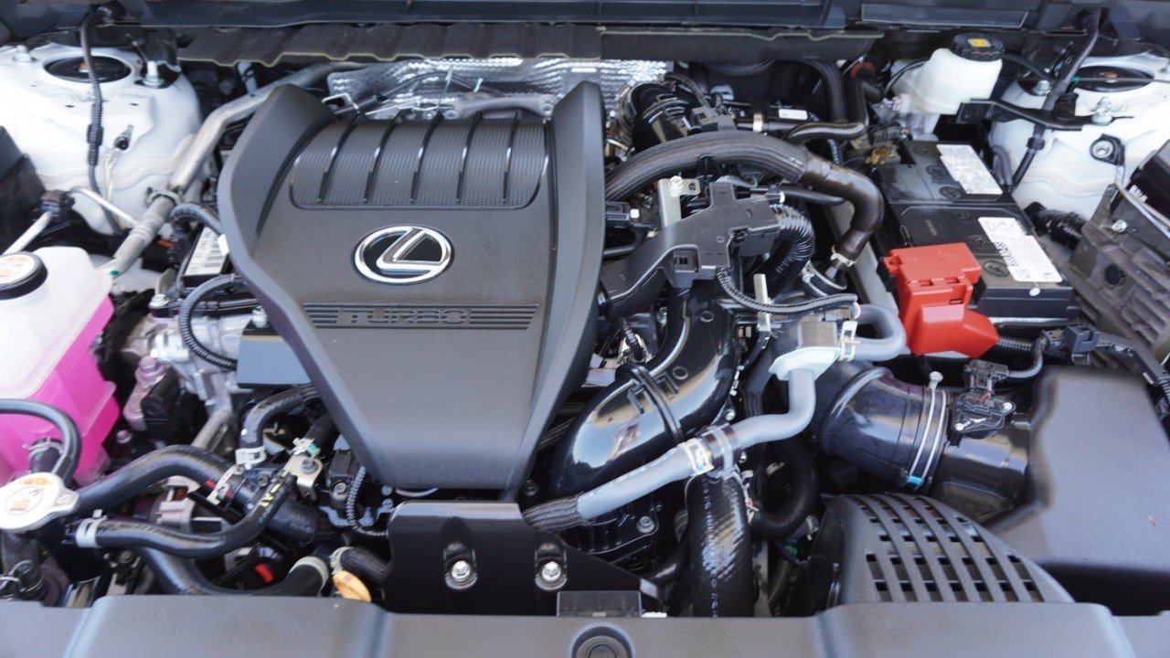 Certified Used 2024 ULTRA WHITE Lexus NX 350 F SPORT Handling image 37