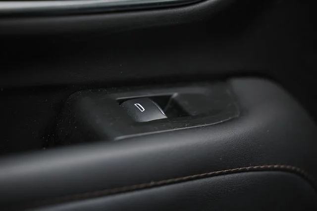 Used 2022 Black Chevrolet High Country image 26