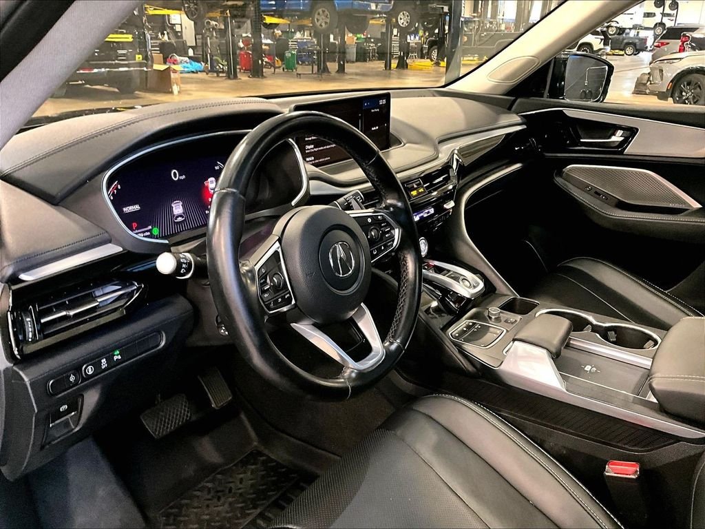 Used 2023 Black Acura Technology image 8