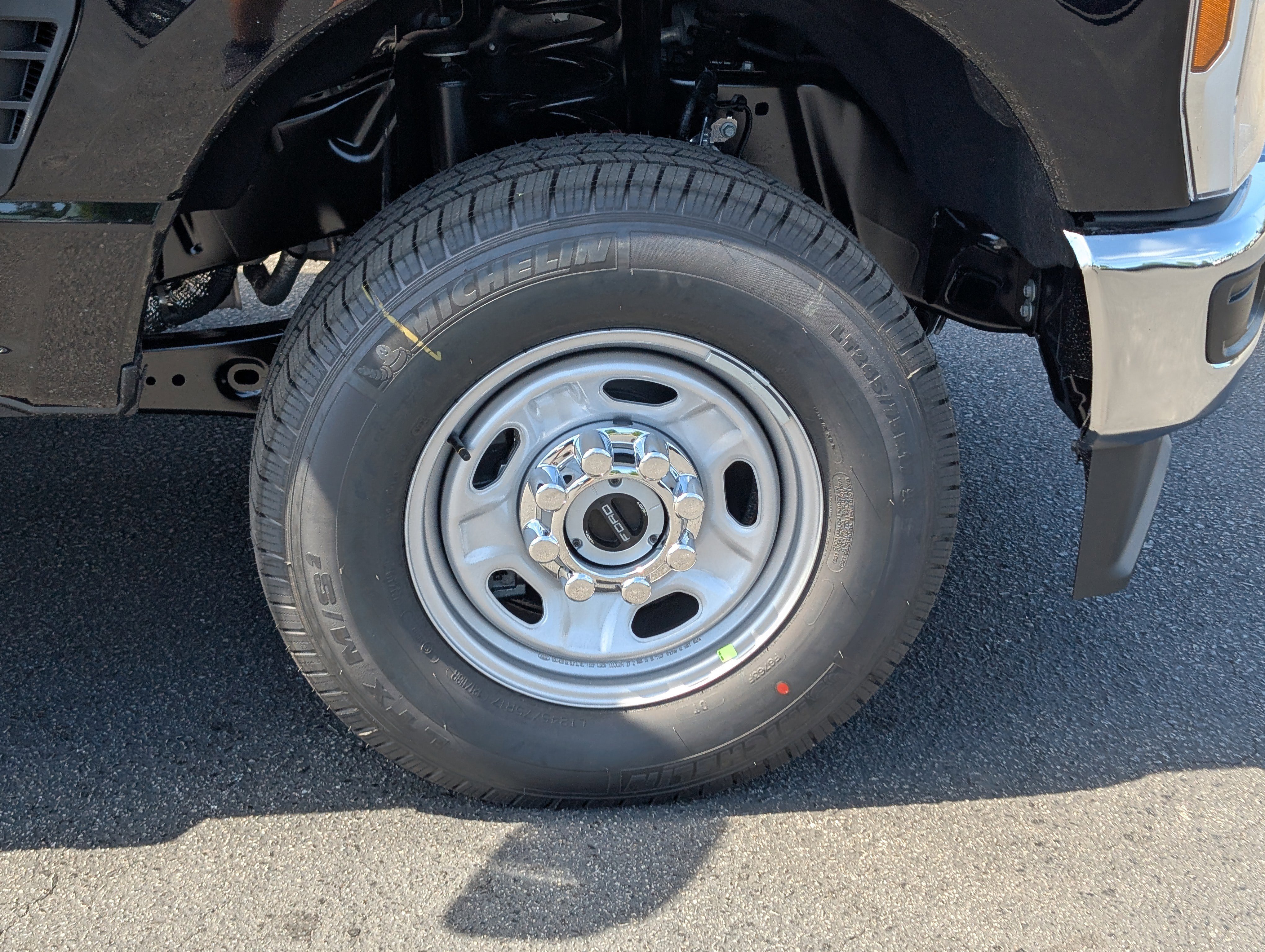 New 2026 Agate Black Metallic FORD F-250® XL image 7