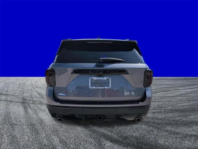 Certified Used 2022 Carbonized Gray Metallic Ford ST-Line image 5