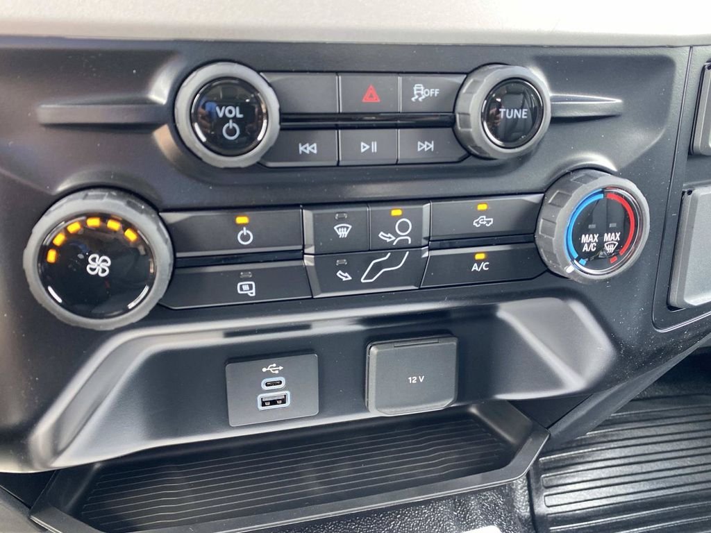 New 2026 Oxford White Ford F-350® XL image 16