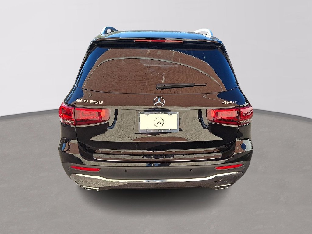 Certified Used 2023  Mercedes-Benz GLB 250 image 5
