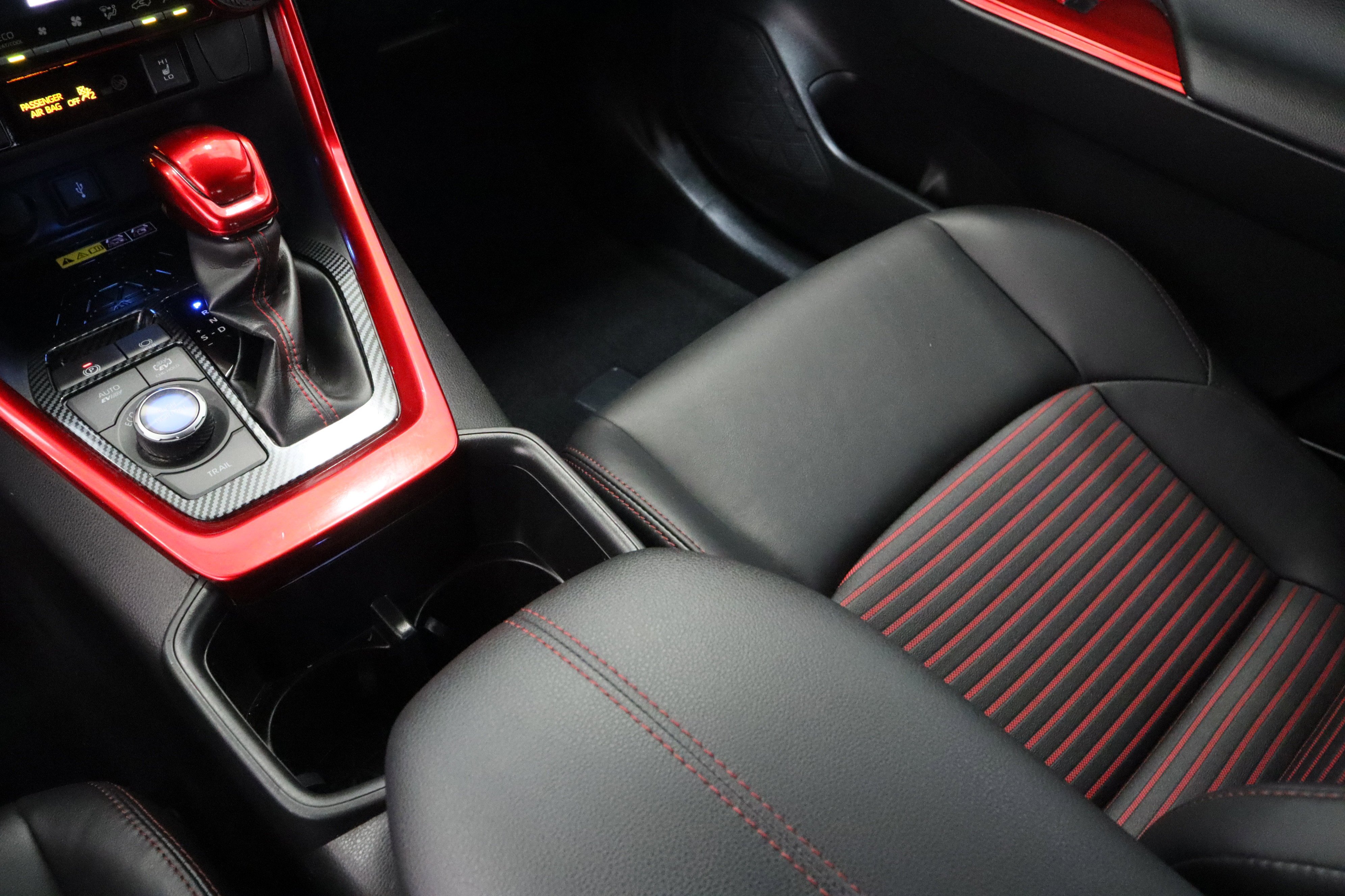 Certified Used 2022 Supersonic Red/Midnight Black Metallic Toyota XSE 2.5L/Electric image 17