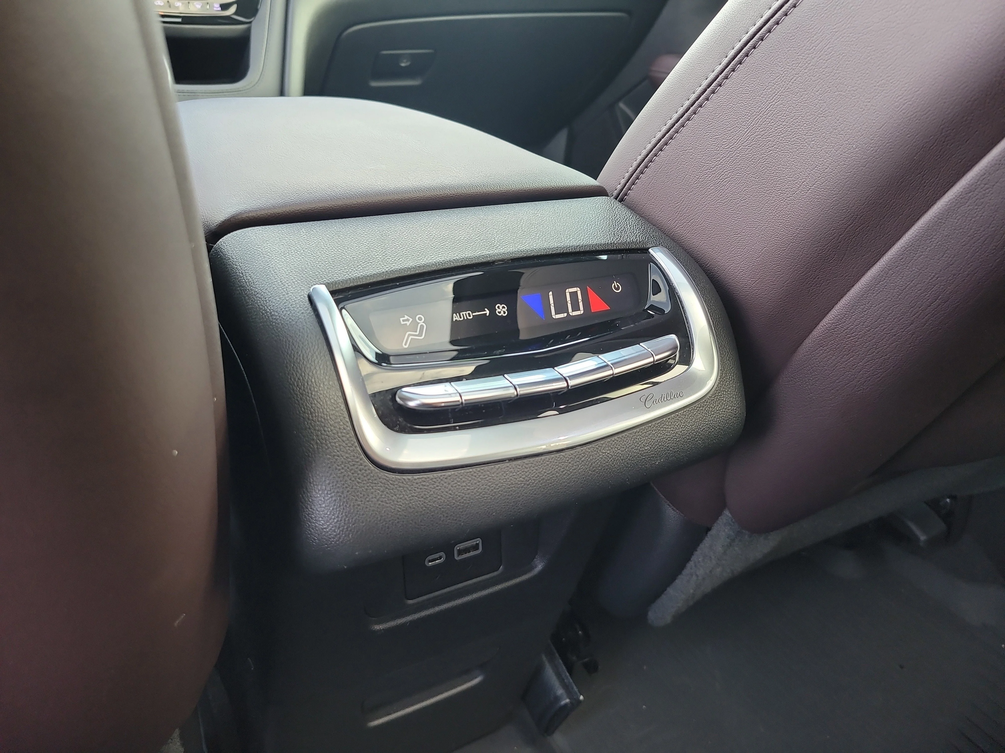 Used 2020 Garnet Metallic Cadillac FWD Premium Luxury image 14