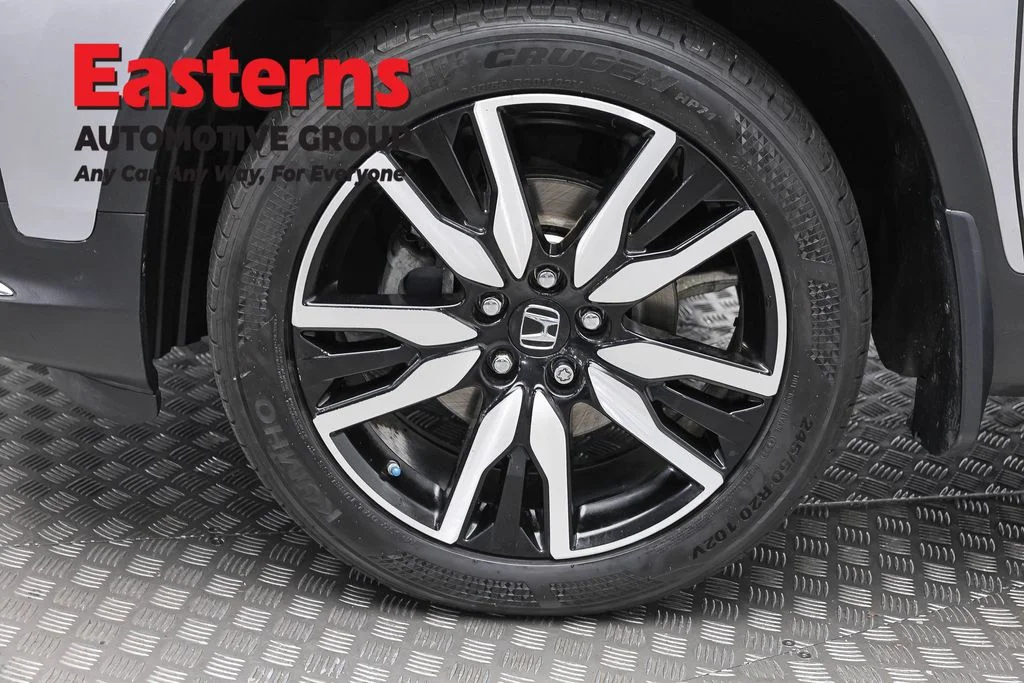 Used 2019 Silver Honda Elite image 36