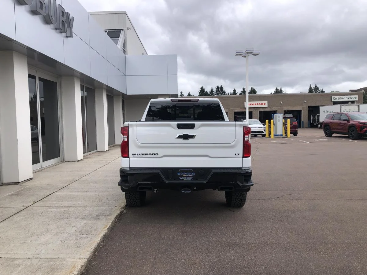 New 2026 White Chevrolet 4wd Crew Cab 147" Lt image 6