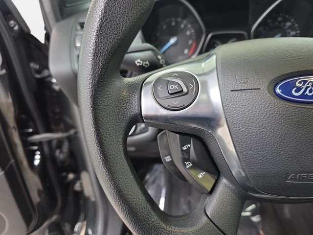 Used 2015 Black Ford SE image 17