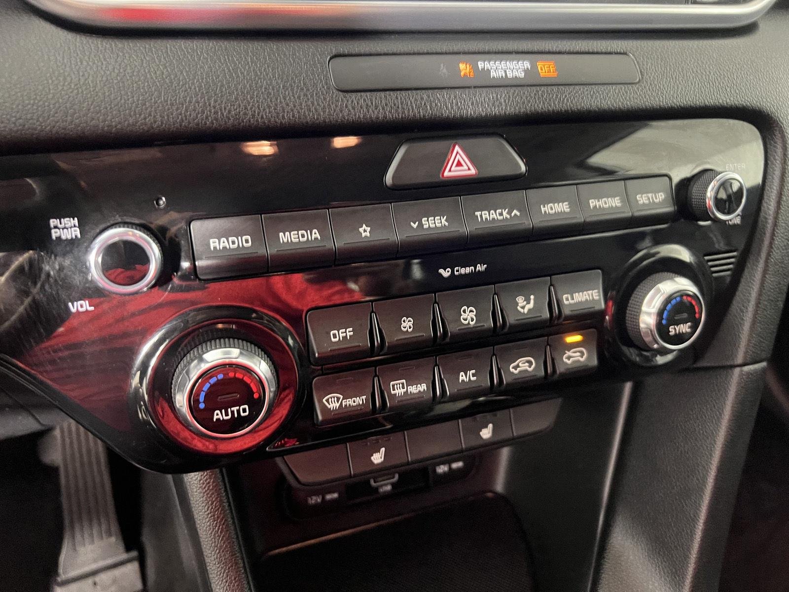 Used 2021 Snow White Pearl Kia EX image 19