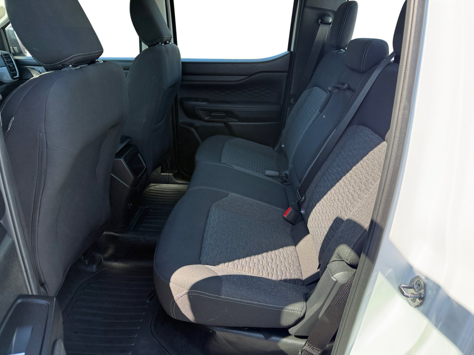 Used 2024 Oxford White Ford XL image 16
