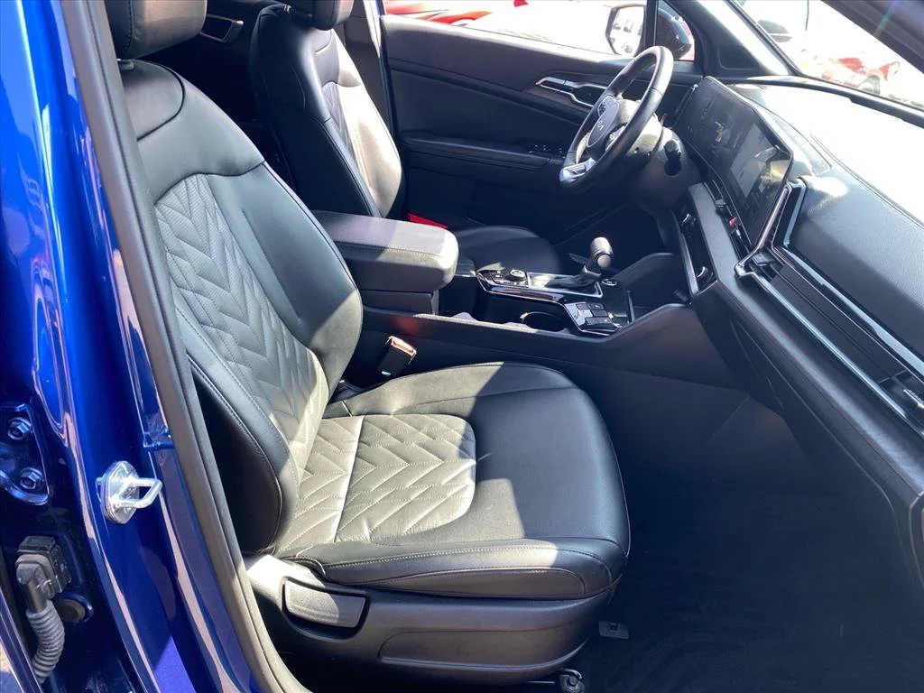 Certified Used 2023 Sapphire Blue Kia X-Line image 28