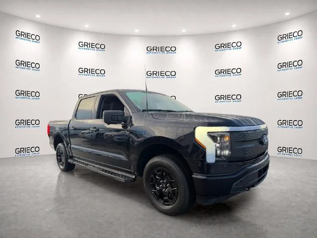 Used 2025 Black Metallic Ford XLT image 29