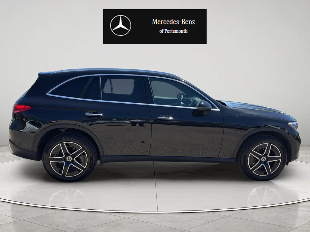Certified Used 2026 Black Mercedes-Benz GLC 300 image 6