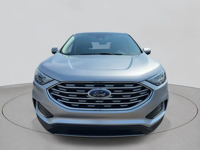 Used 2022 Silver Ford SEL image 68