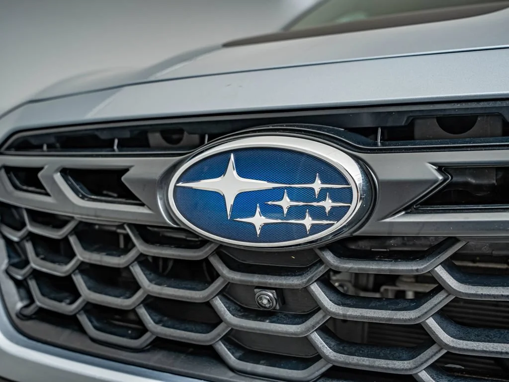 Used 2023 Ice Silver Metallic Subaru Wilderness image 13
