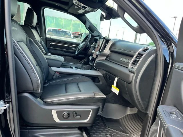 2026 RAM 1500 Laramie - Photo 22
