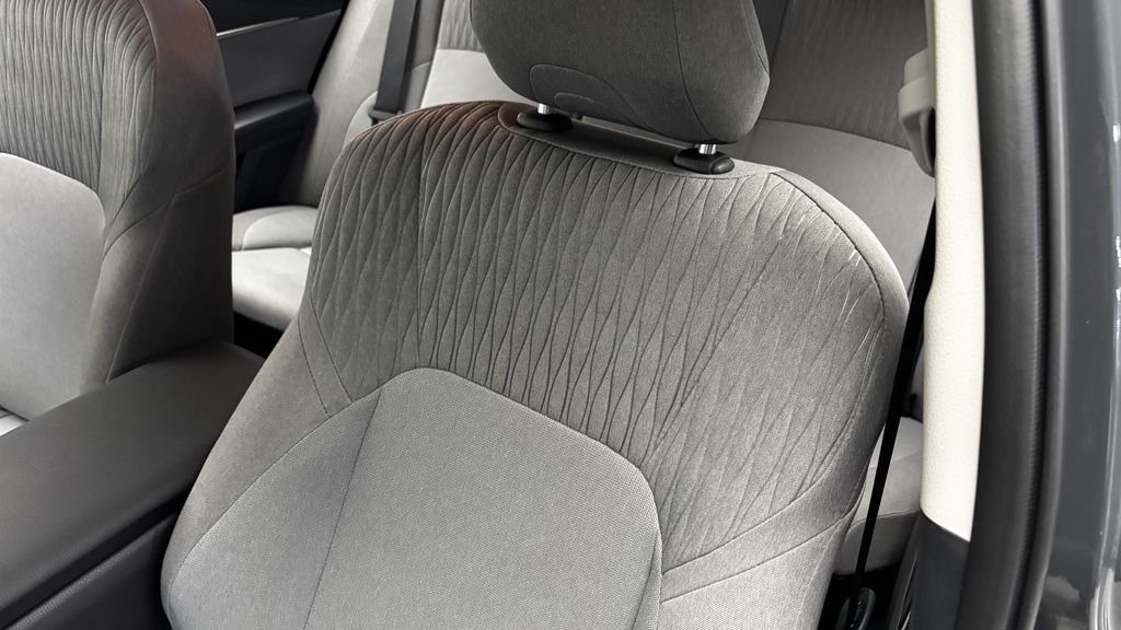 Used 2025  Toyota LE image 15