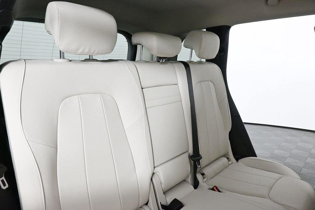 New 2026 Night Black Mercedes-Benz GLB 250 image 22