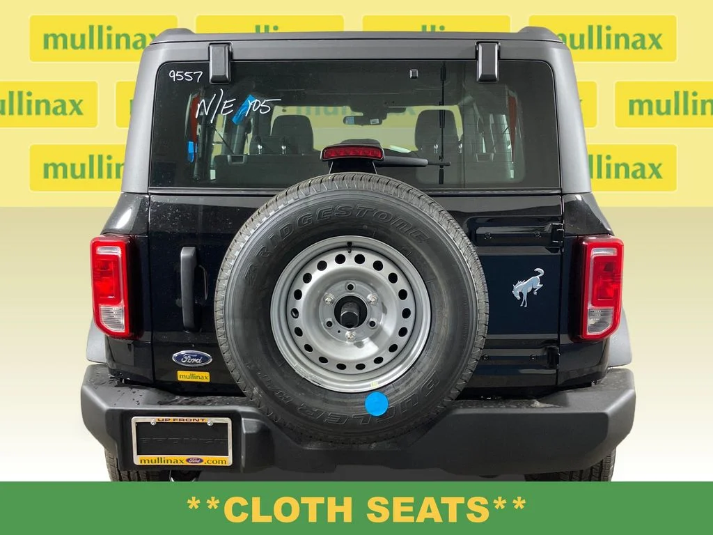 2025 Ford Bronco 4-Door Base - Photo 8