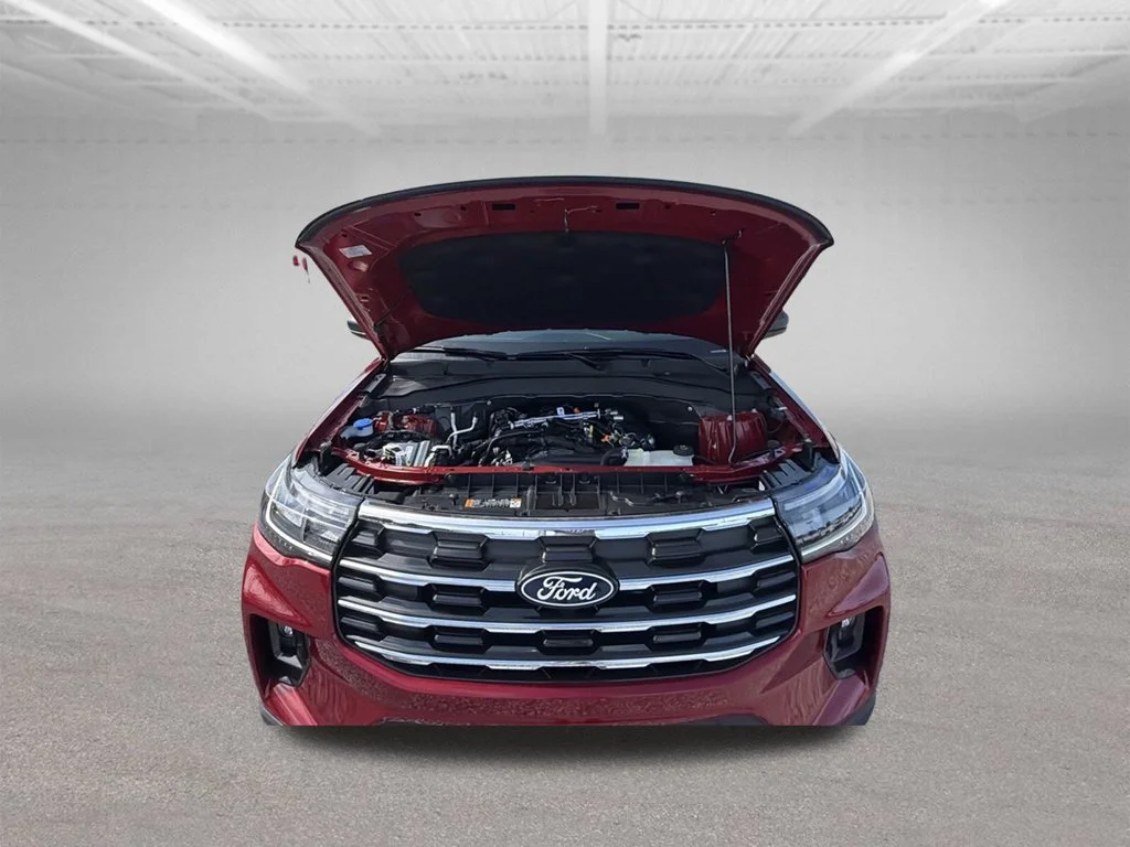 New 2027 Ruby Red Metallic Tinted Clearcoat Ford Active image 34