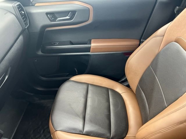 Used 2023 White Ford Badlands image 15