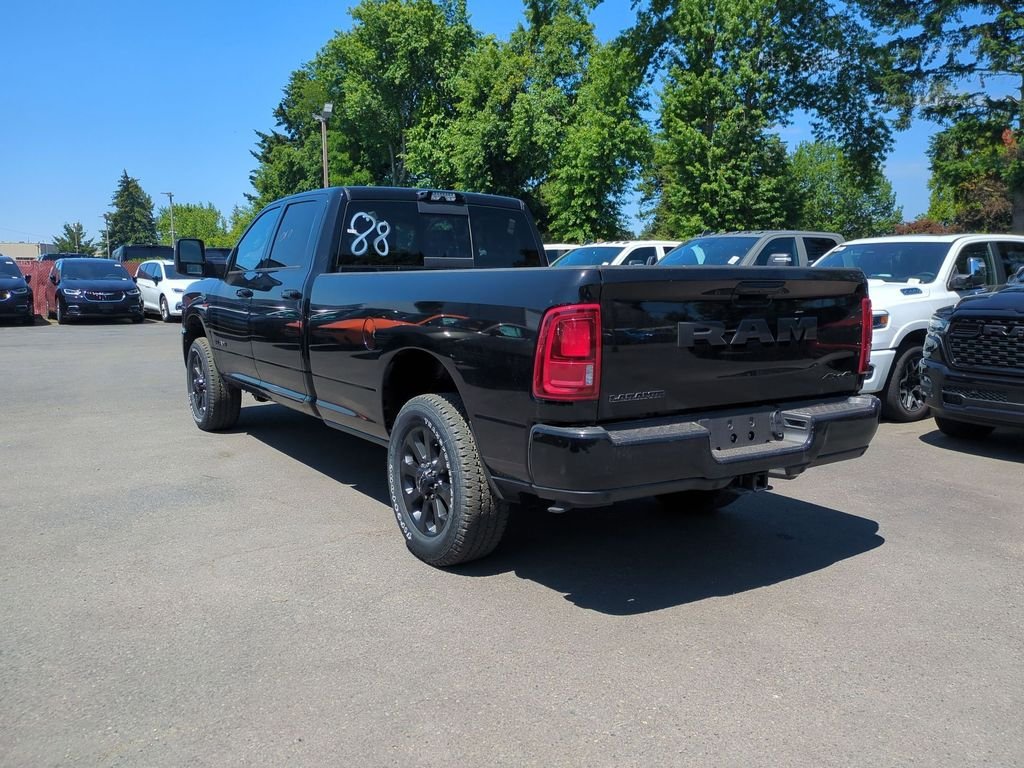 New 2026 Diamond Black Crystal Pearl-Coat Exterior Paint RAM Laramie image 5
