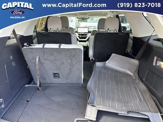 Used 2025 Gray Ford Active image 16