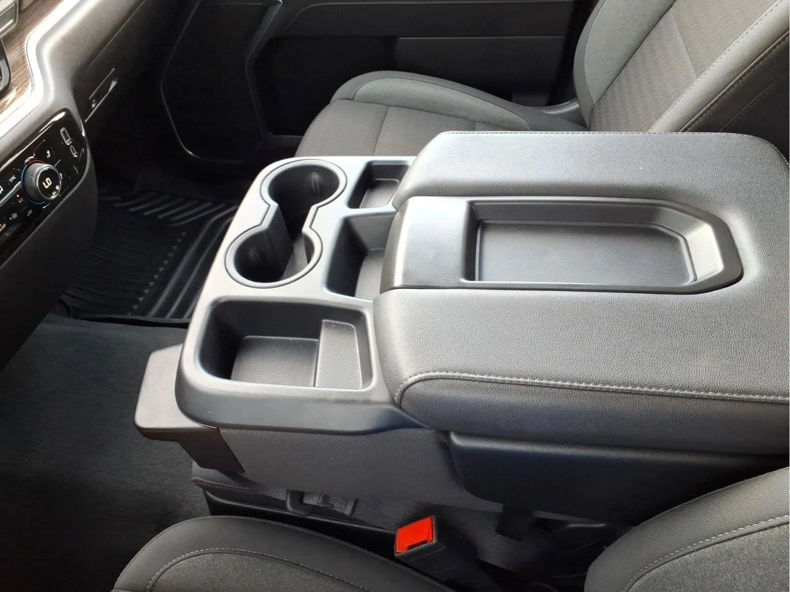 Used 2026 Sterling Gray Metallic Chevrolet LT image 21