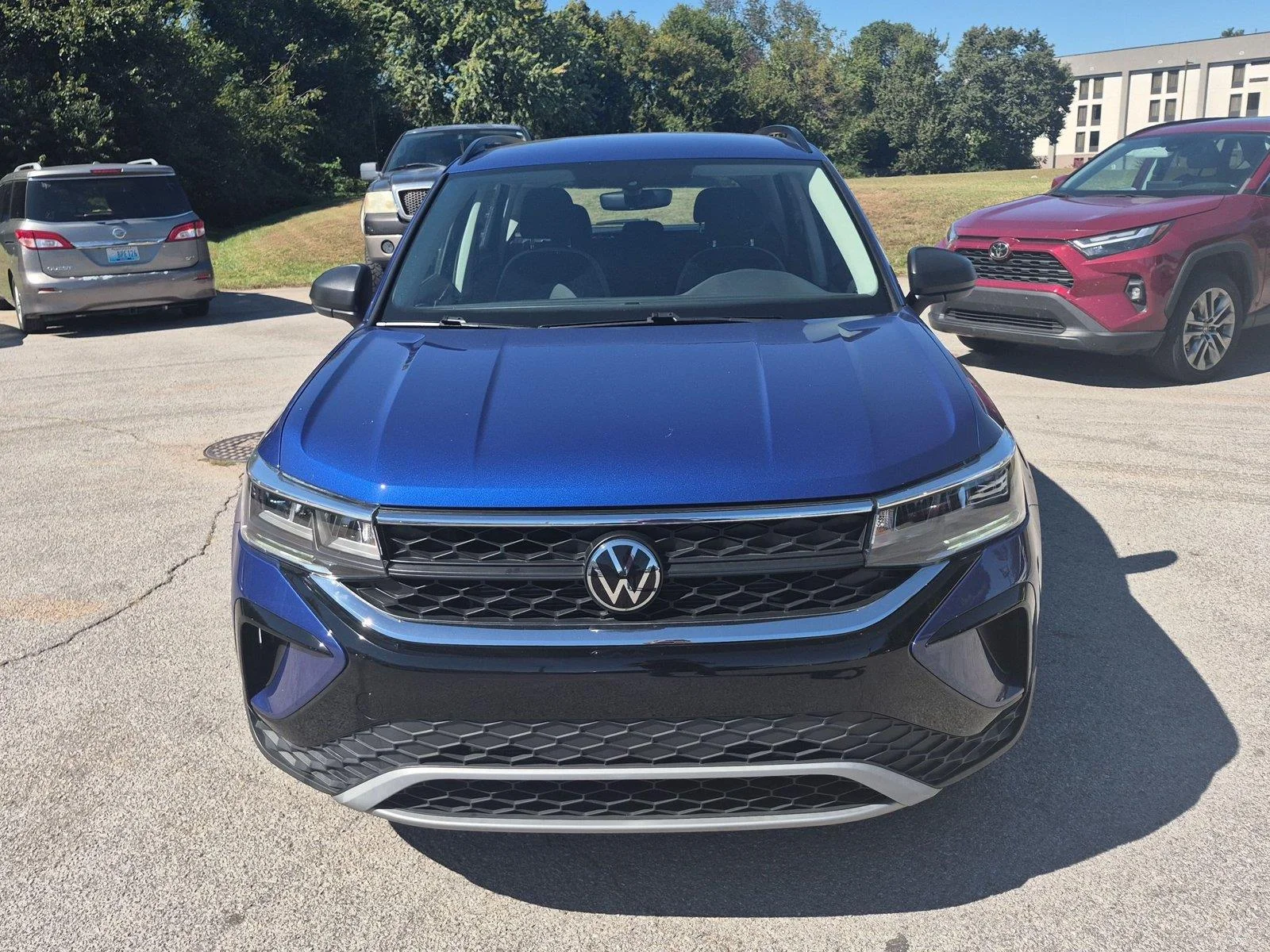 Used 2023 Dusk Blue Metallic VOLKSWAGEN  image 8