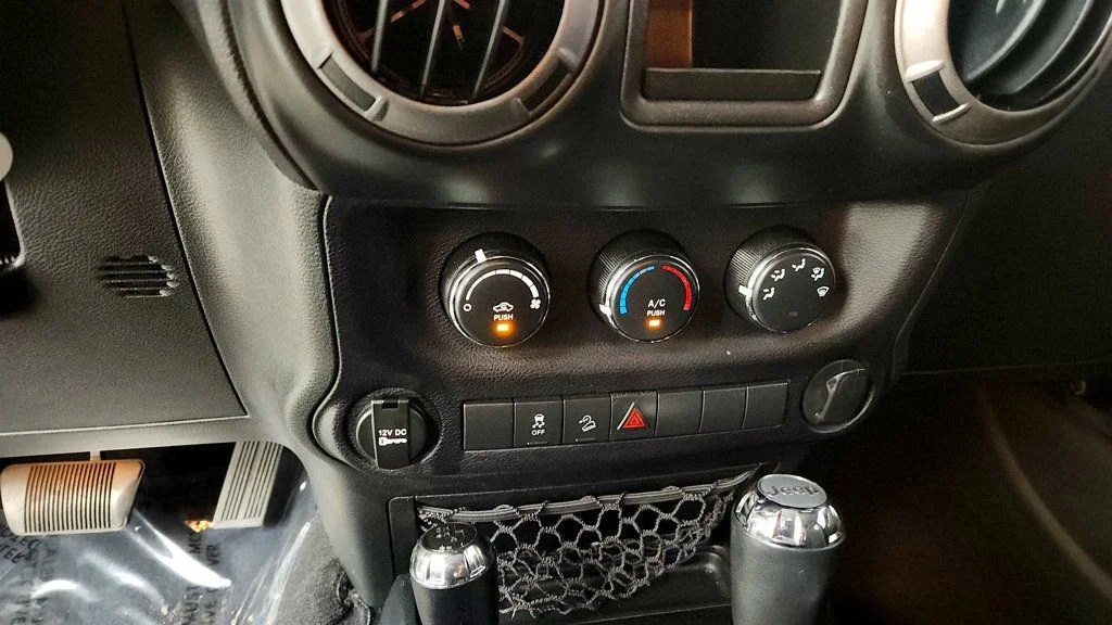 Used 2017 Black Clearcoat Jeep Sport 4x4 w/ 31