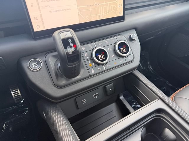 Certified Used 2024  Land Rover Carpathian Edition image 24