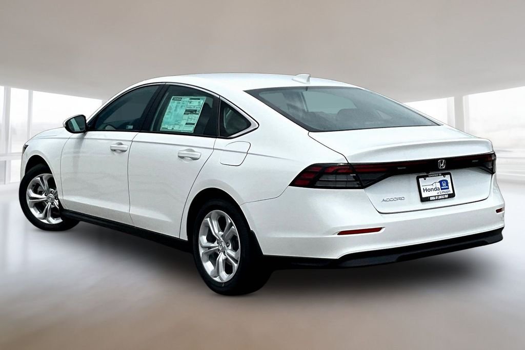 New 2026 Platinum White Pearl Honda LX image 3