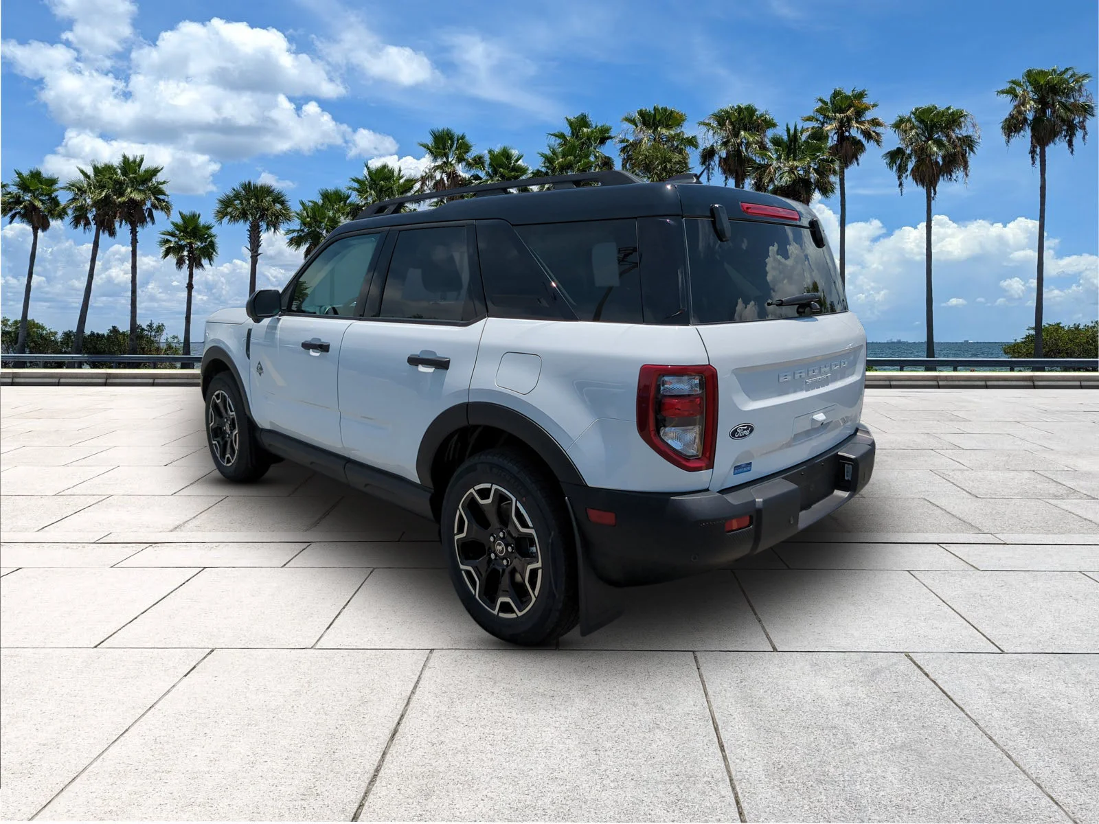 New 2026 Oxford White Ford Outer Banks® image 5