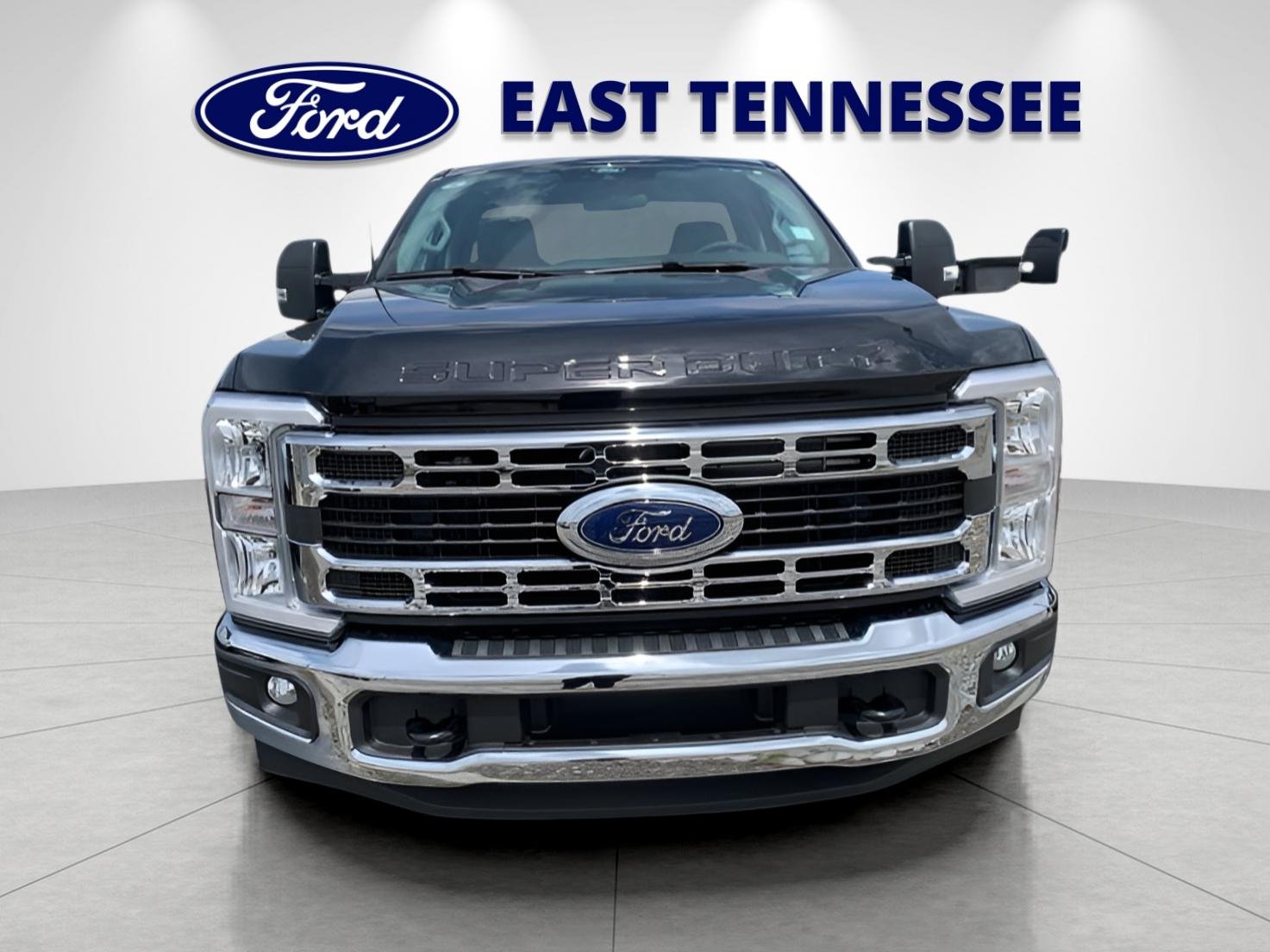 New 2026 Agate Black Metallic Ford XLT image 8