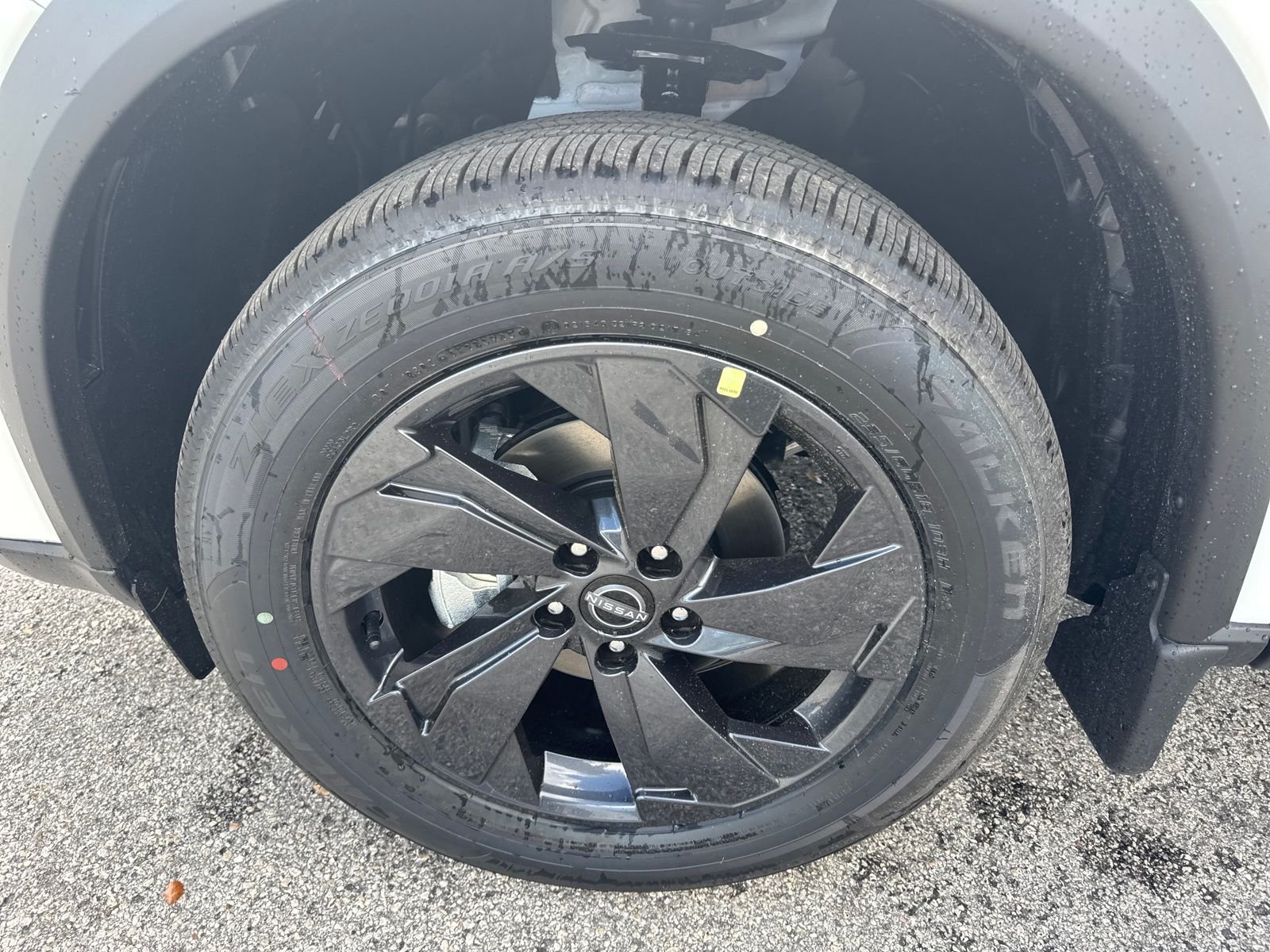 New 2026 Nissan Rogue SV 4D Sport Utility