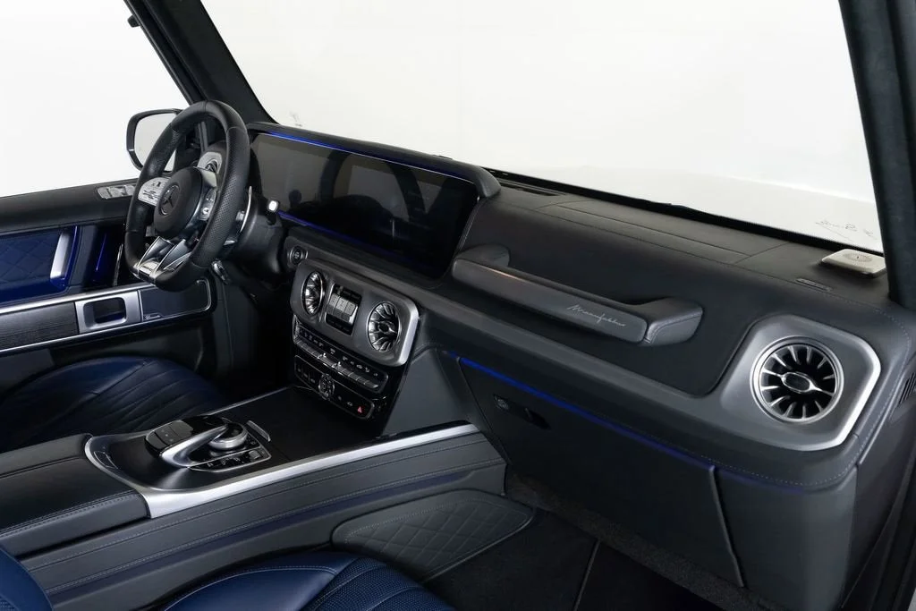 Used 2024 MANUFAKTUR Moonlight White Metallic Mercedes-Benz G 63 AMG® image 33