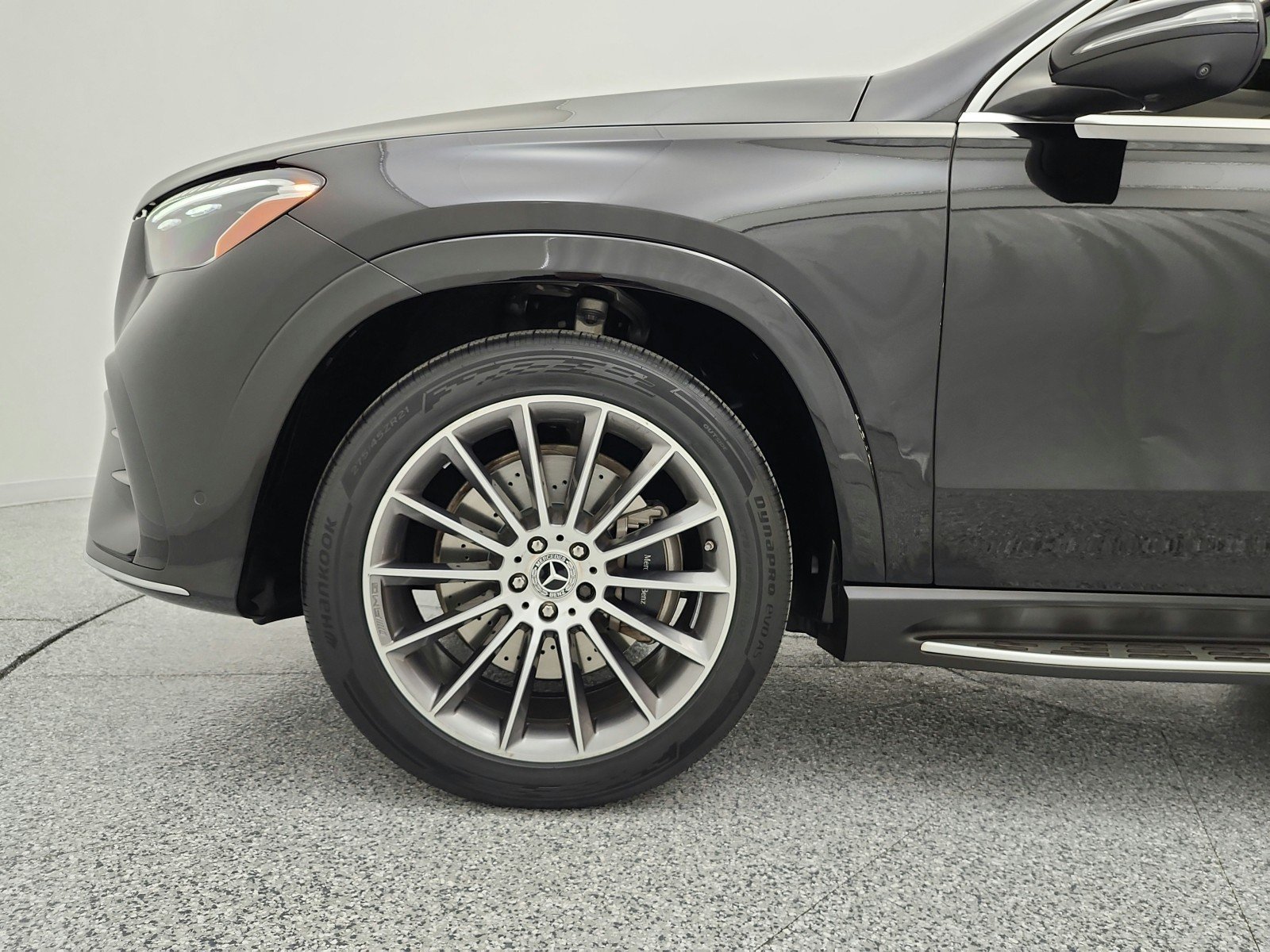 Used 2024 Black Mercedes-Benz GLE 350 4MATIC® SUV image 18