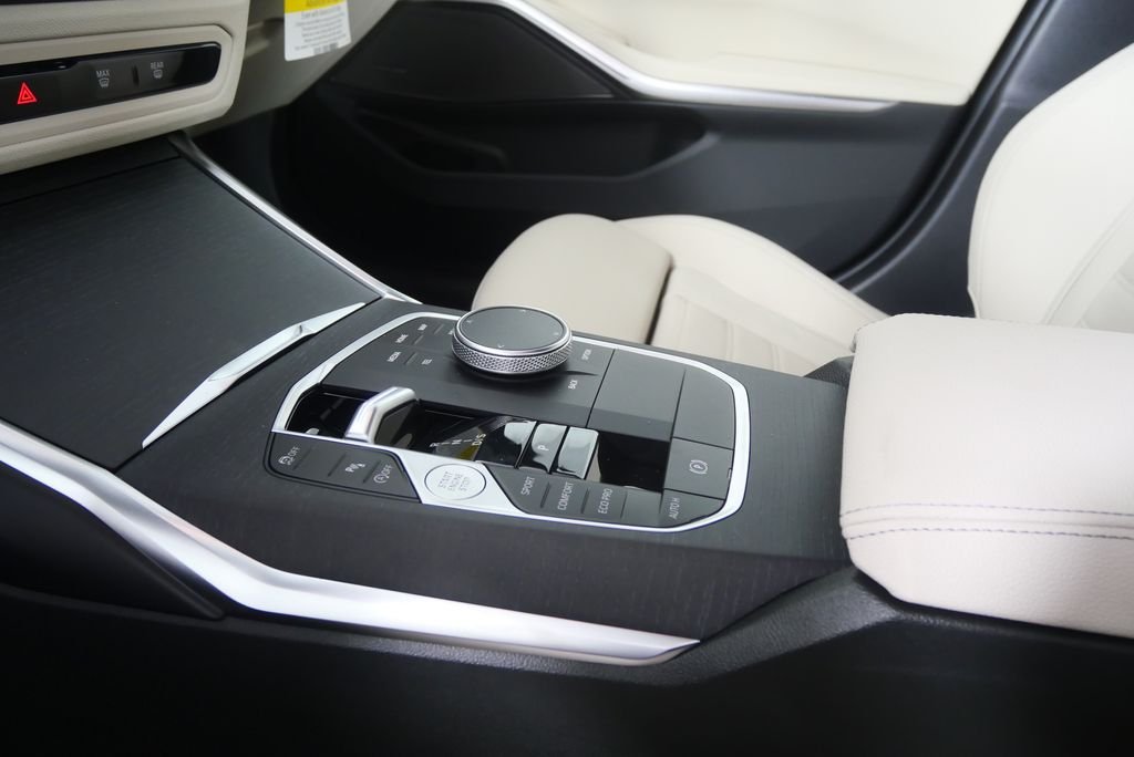 New 2026 Black Sapphire Metallic BMW 330i image 19