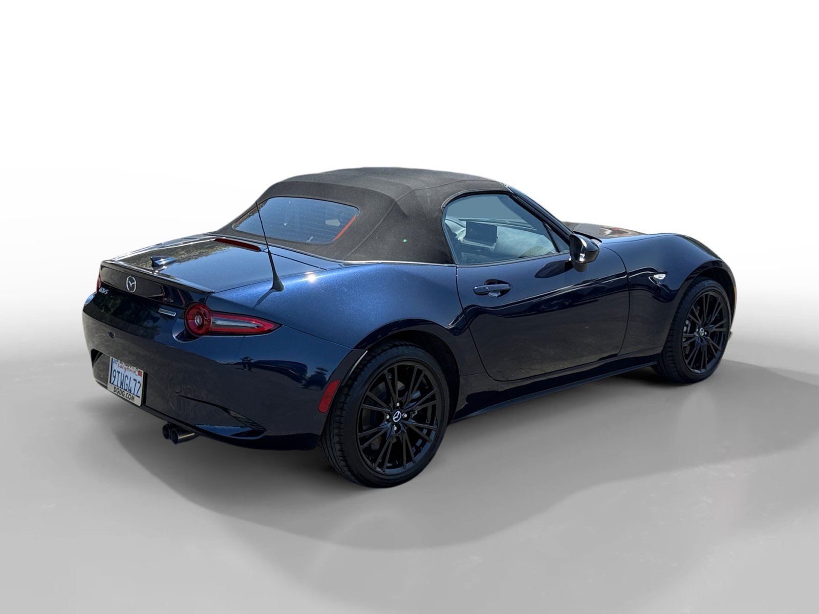 Certified Used 2025 Deep Crystal Blue Mica Mazda Club image 5