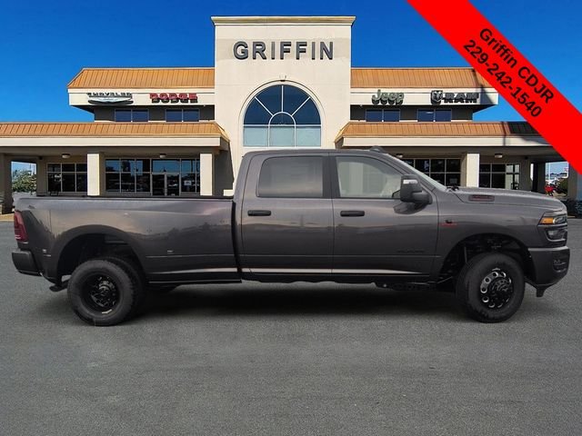 New 2026 Granite Crystal Metallic Clearcoat RAM Big Horn image 3