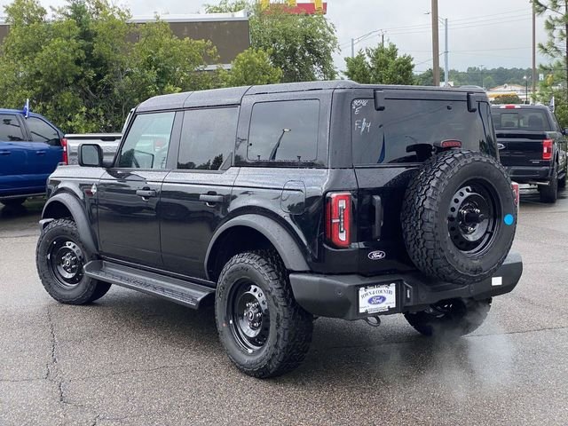 New 2026 Shadow Black Ford Outer Banks image 3