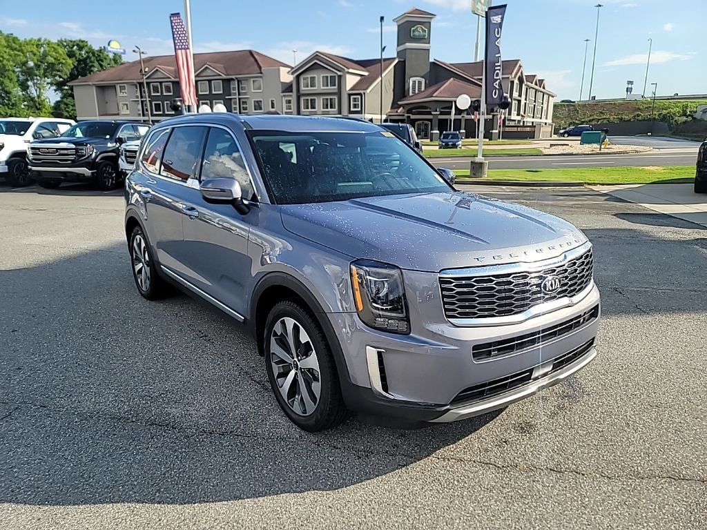 Used 2021 Silver Kia S image 1