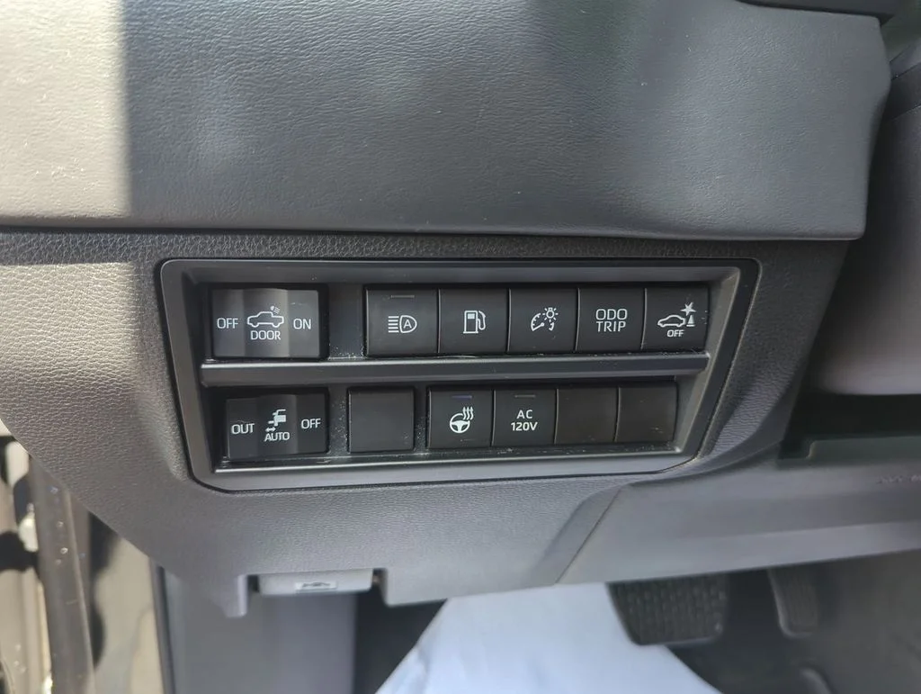 Used 2023 Black Toyota Platinum image 14