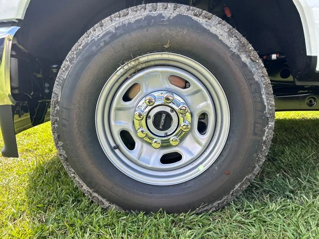New 2026 Oxford White Ford F-250® XL image 24