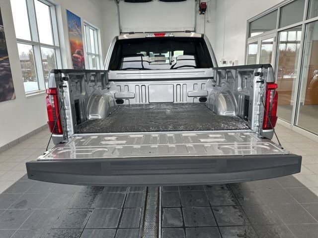 New 2026 Iconic Silver Metallic Ford XLT image 13