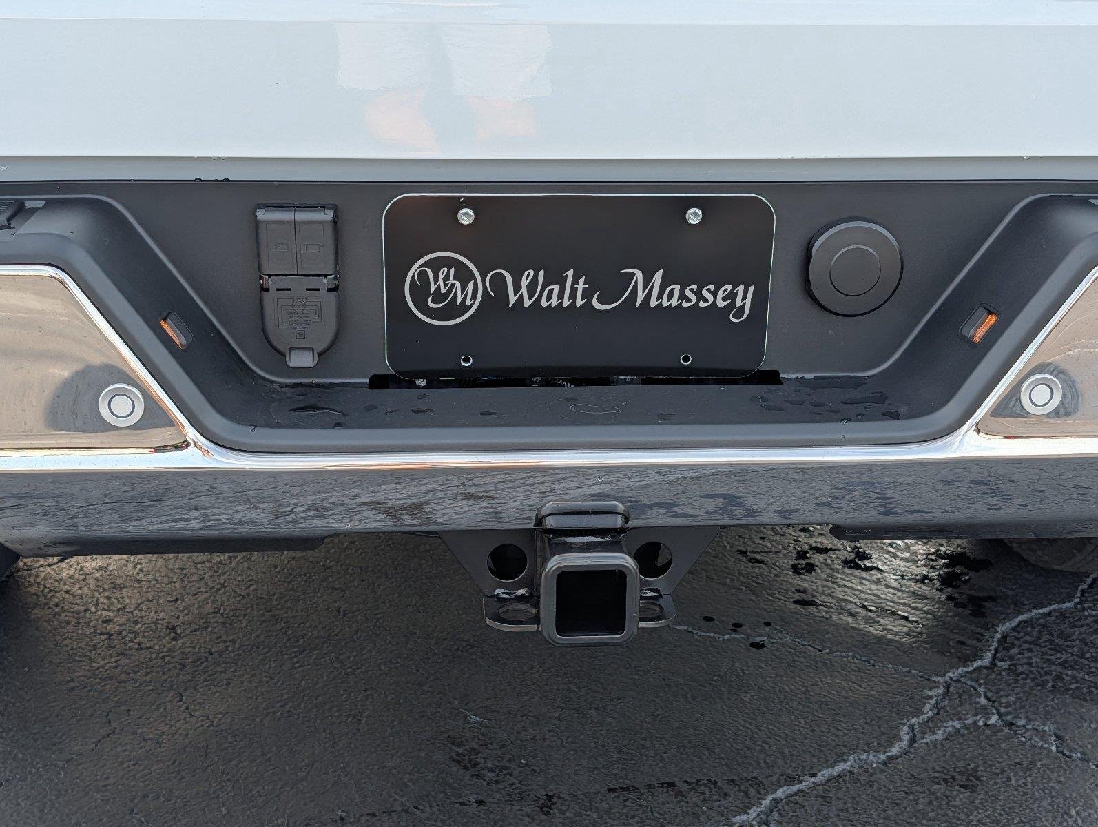 New 2026 Summit White GMC SLT image 36