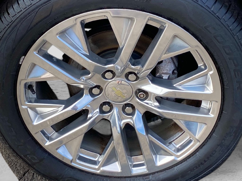 Used 2021 White Chevrolet LT image 31